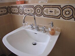 Bella addormentata e il principe Calaf