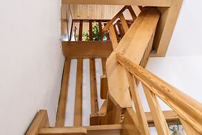 Old Town Folk Apartment