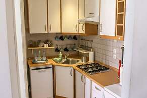 Old Town Folk Apartment