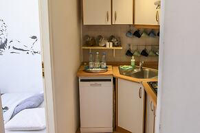 Old Town Folk Apartment