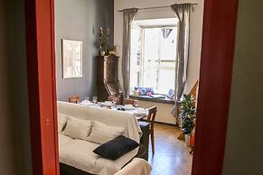 Old Town Folk Apartment