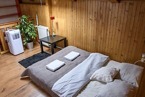 Old Town Folk Apartment
