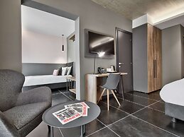 Number 11 St Julian's Malta - Handwritten Collection