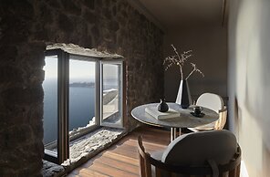 Kivotos Santorini - Preferred Hotels & Resorts