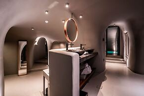 Kivotos Santorini - Preferred Hotels & Resorts