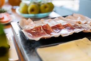 Nest Style Valencia Hotel