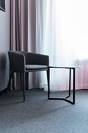 Nest Style Valencia Hotel