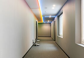 Nest Style Valencia Hotel