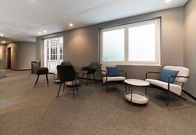 Nest Style Valencia Hotel