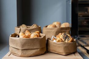 Nest Style Valencia Hotel