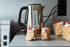 Nest Style Valencia Hotel