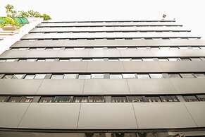 OYO 225 Premier Place Hotel