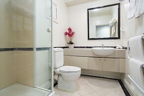 Toodle's Stylish stay on Queen Street