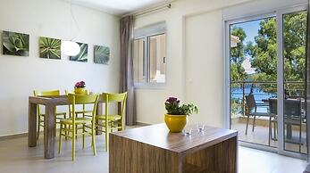 Meliti Waterfront Suites