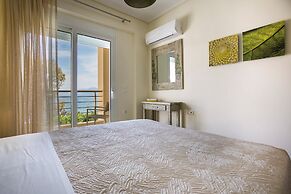 Meliti Waterfront Suites