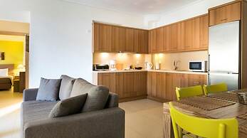 Meliti Waterfront Suites