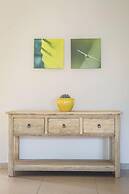 Meliti Waterfront Suites