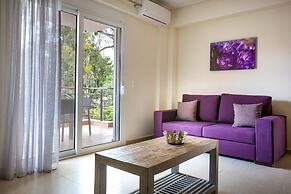 Meliti Waterfront Suites