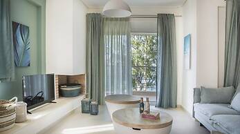 Meliti Waterfront Suites