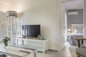 Meliti Waterfront Suites