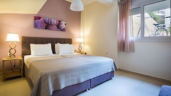 Meliti Waterfront Suites