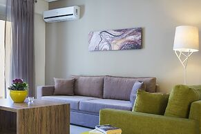 Meliti Waterfront Suites