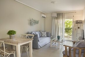 Meliti Waterfront Suites