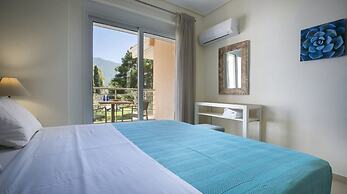 Meliti Waterfront Suites