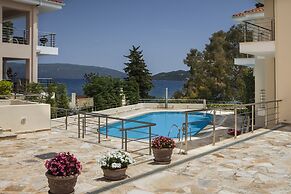 Meliti Waterfront Suites