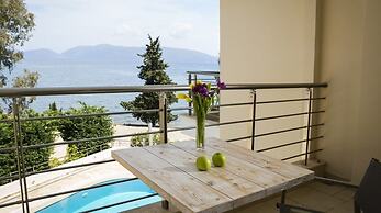 Meliti Waterfront Suites