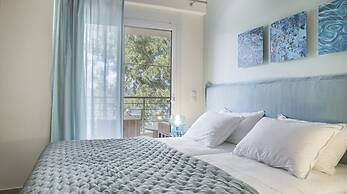 Meliti Waterfront Suites