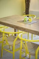 Meliti Waterfront Suites