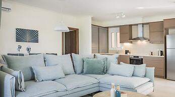 Meliti Waterfront Suites