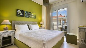 Meliti Waterfront Suites