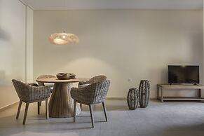 Meliti Waterfront Suites