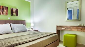 Meliti Waterfront Suites