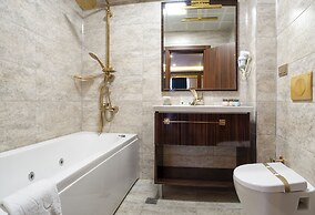 Marinn Deluxe Hotel