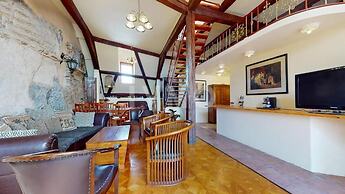 Downtown Apartment Bratislava