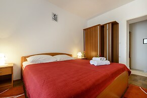 Oreb's Dream Apartments