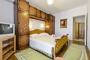 Oreb's Dream Apartments