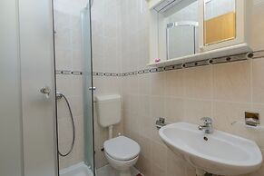 Oreb's Dream Apartments