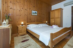 Oreb's Dream Apartments