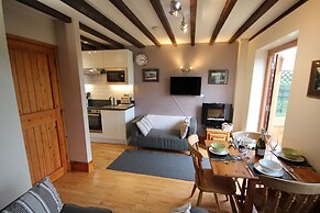 Whitley Elm Cottages
