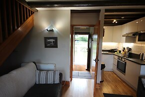 Whitley Elm Cottages