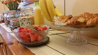 Mandeley Guest House