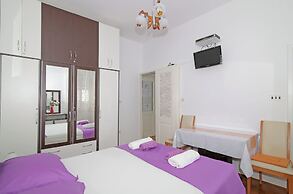 Room & Studios Rina - Adults Only