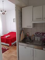 Room & Studios Rina - Adults Only