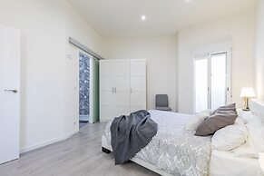 Travel Habitat Peris y Valero