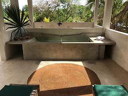 La Flor Casa Boutique