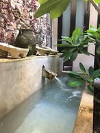 La Flor Casa Boutique